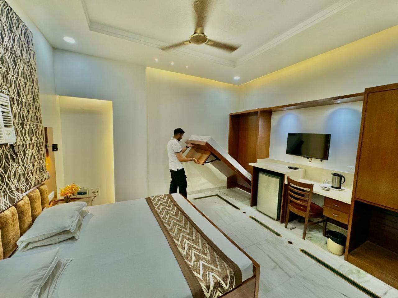 Hotel C Park - Karol Bagh, New Delhi Екстер'єр фото